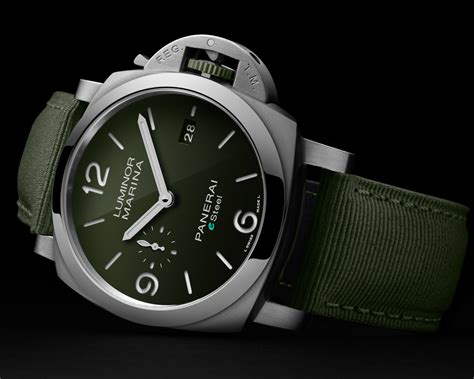 Panerai Luminor Marina Verde Smeraldo PAM 1356 44mm .